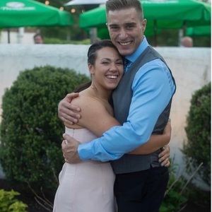 Meet your Posher, Alexis